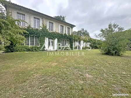 propriété 9 pièces 466 m²