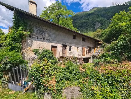 maison 3 pièces 147 m²