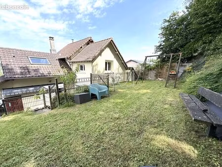 maison 5 pièces 93 m²