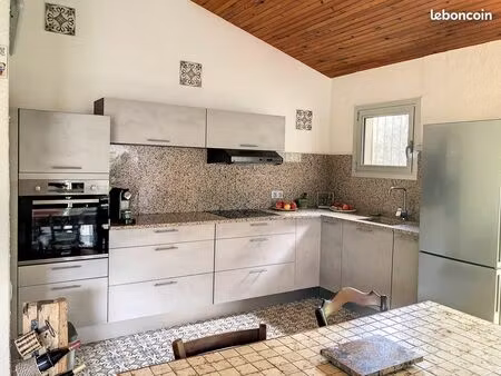 villa avec piscine