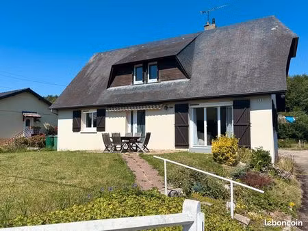 ? maison avec grand jardin de 1 200 m²