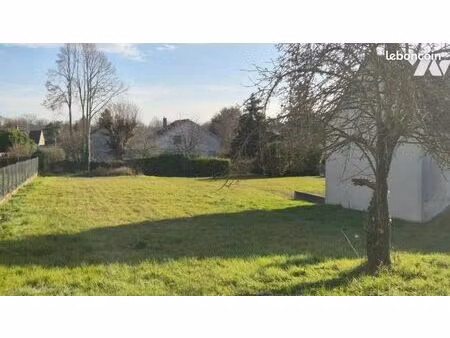 terrain 1029 m² grez sur loing