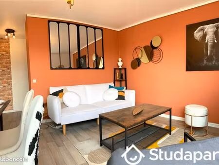 chambre 1 pièce 72 m²