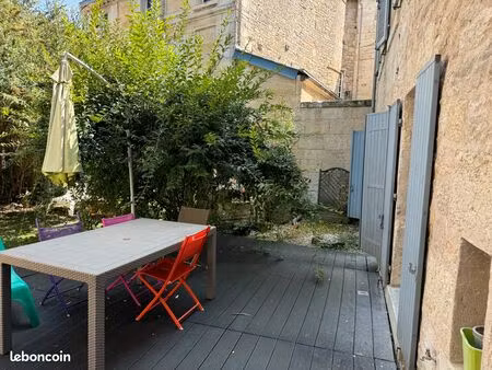 immeuble centre ville niort  maison d'hôtes  co living  maison bourgeoise