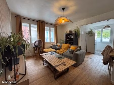 appartement 4 pièces 70 m²