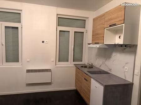 studio lumineux rénové - 21 m2 - tourcoing
