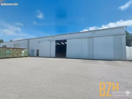 local 500 m² lorient