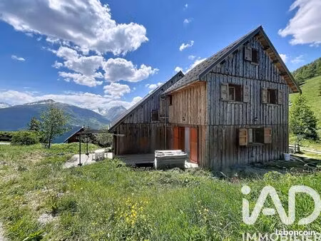 chalet 13 pièces 183 m²