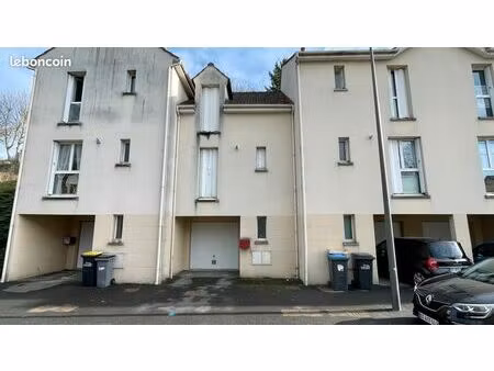 vente hlm - maison 3 pèces  69 70m²