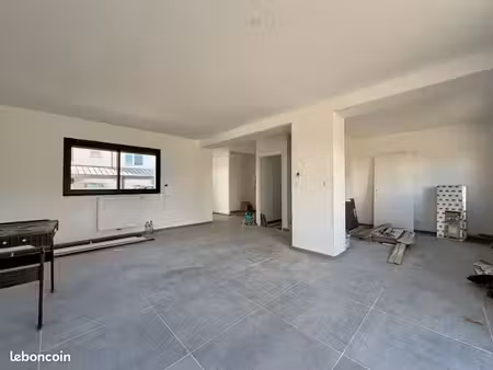 maison 5 pièces 96 m²