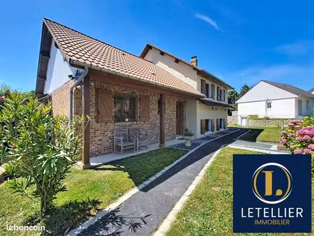 maison 8 pièces 170 m²