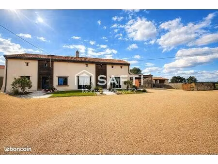 propriété 9 pièces 324 m²