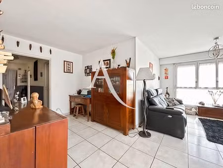 appartement 4 pièces 90 m²