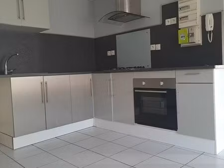 à louer – t2 de caractère de 55 m²