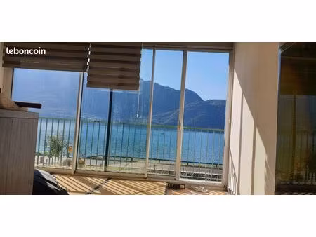 appatement de 90 m2 face au lac