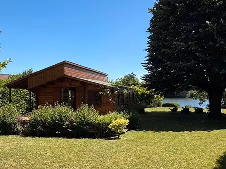 chalet en bois  île privée sur la seine  île verte  mézy-sur-seine (78)
