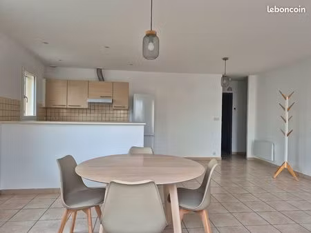 maison t4 3 chambres meublée à louer