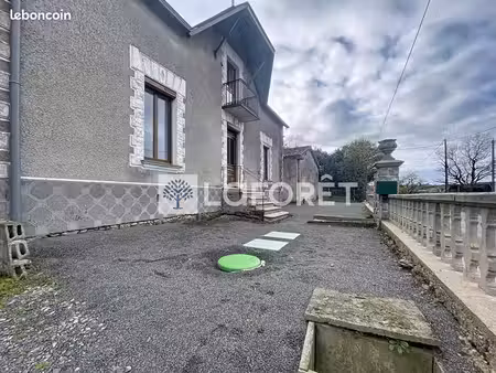 maison 5 pièces 130 m²