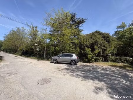 terrain 919 m² perthes