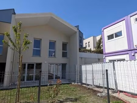 appartement 4 pièces 79 m²