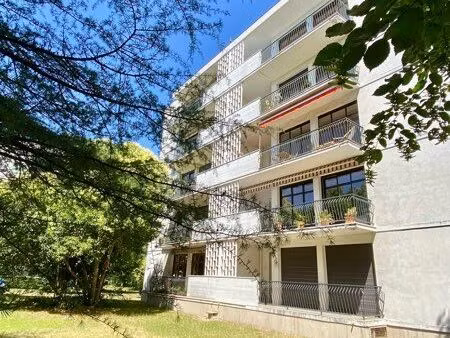 talence - t4 meublé de 95m2 avec double parking et cave