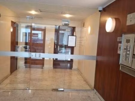 plateau bureaux 900 m2