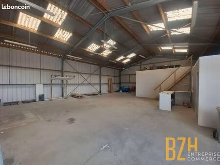 local 250 m² lorient