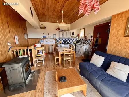 chalet 6 pièces 60 m²