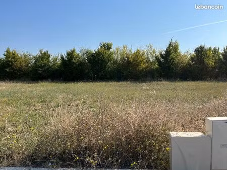 terrain 590 m² puygouzon