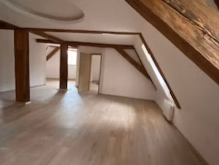 appartement 2 pièces 102 m²