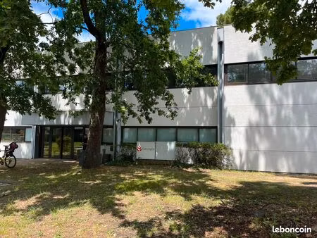 bureaux 20 m² mérignac toutes charges incluses même edf privatif