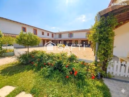 propriété 21 pièces 596 m²