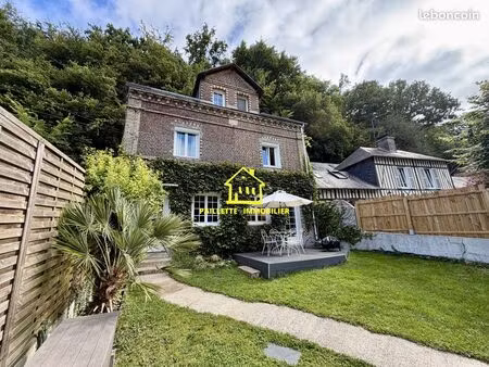 propriété 6 pièces 124 m²