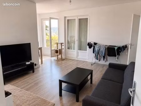 bel f3 avec balcon  garage et cave  vue dégagée