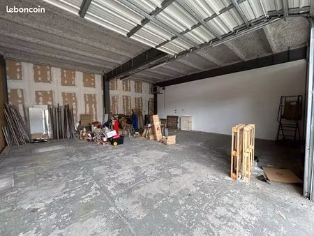 local d'activité 330 m²