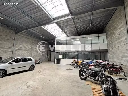 local d'activité 342 m²