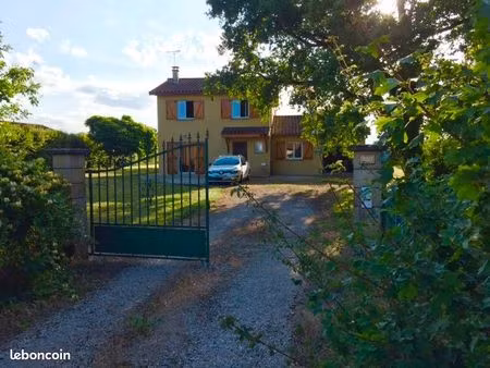 10km bourg à lent maison 4ch dispo le 23 juillet : a voir