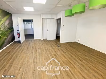 local bureaux 90 m²