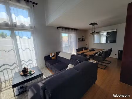 appartement en duplex 83m²