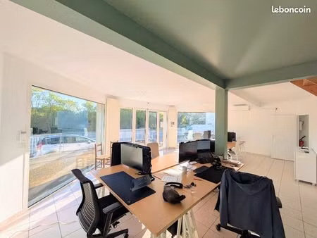 espace de travail privatif 45 m² - services inclus - sainte-luce-sur-loire