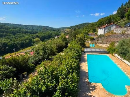 maison 220m3 avec piscine à 5 minute du puy en velay