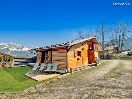 petit chalet chaleureux 3 chambres à saint-gervais - 420 000 - calme absolu
