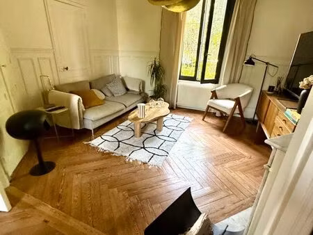 maison briques et silex 6 pièces