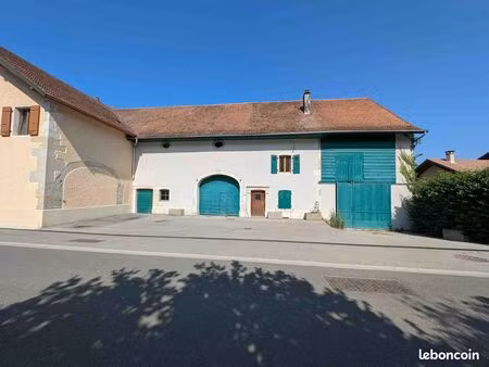 maison mitoyenne t4 avec jardin