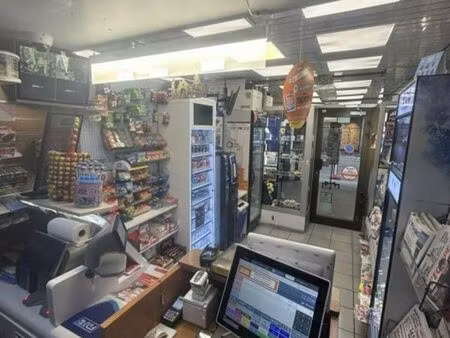 presse  tabac 18 m² chambéry