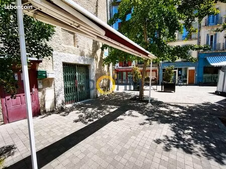 brasserie  fonds de commerce  restaurant 110 m² le puy-en-velay