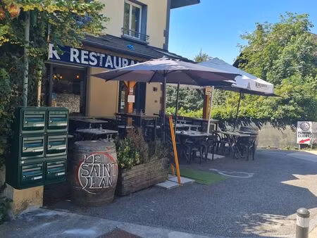 bar restaurant pizzeria