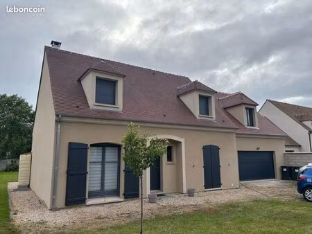 maison récente à soindres