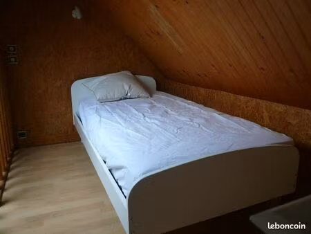 chambre meublée