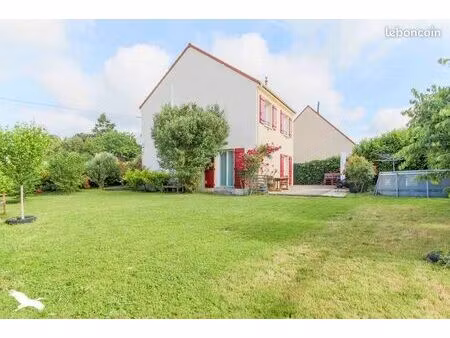 maison 5 pièces 93 m²